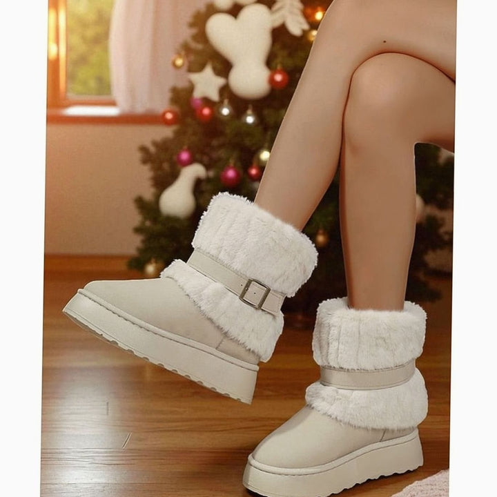 Renate — Warme kurze Winterschuhe für Damen mit Kunstfell und Schnallen, Das Modehaus Luzern