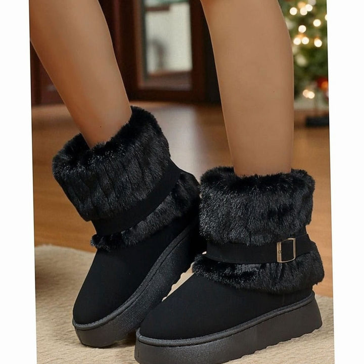 Renate — Warme kurze Winterschuhe für Damen mit Kunstfell und Schnallen, Das Modehaus Luzern
