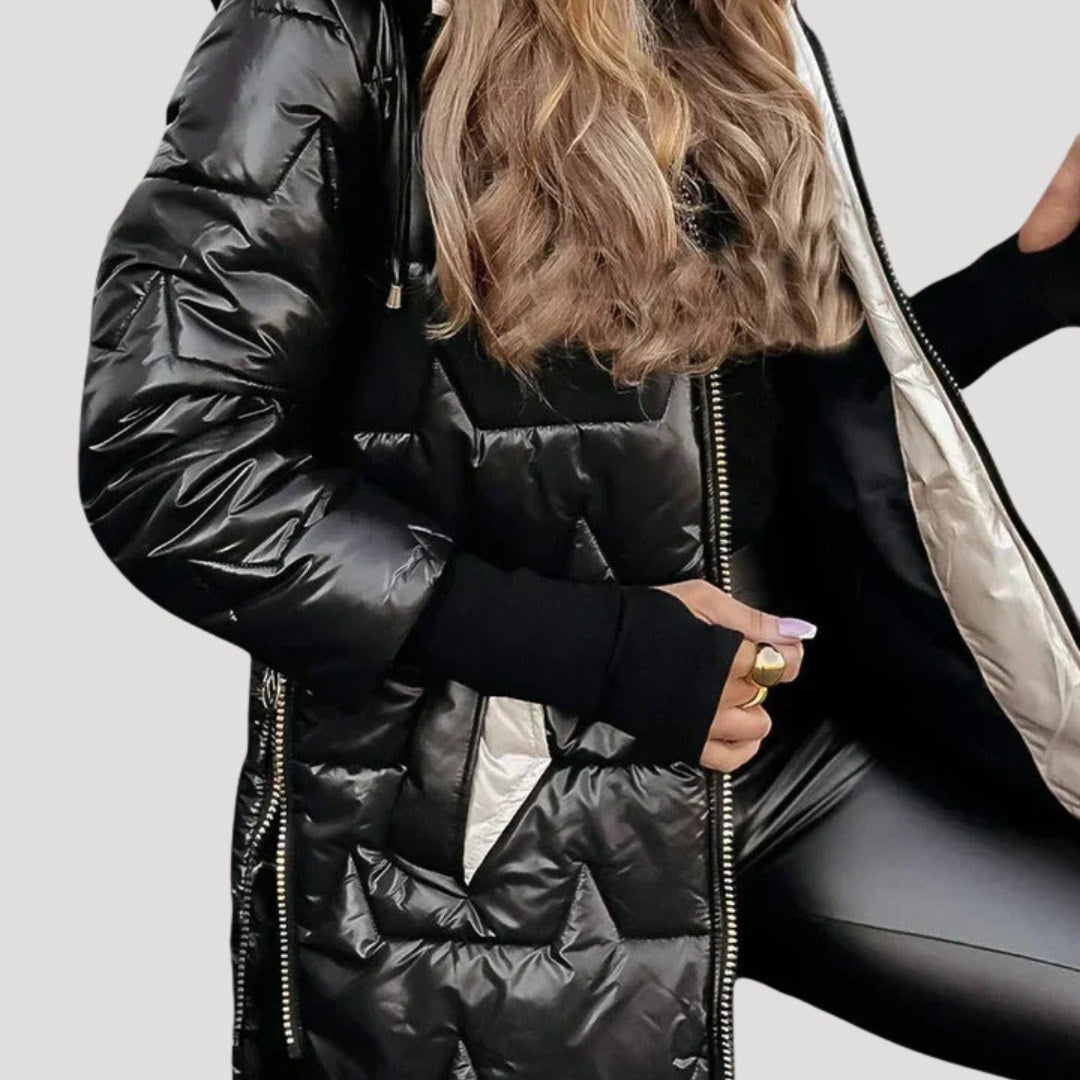 Seline — Daunenjacke für Damen mit Kapuze und durchgehendem Reissverschluss, Das Modehaus Luzern