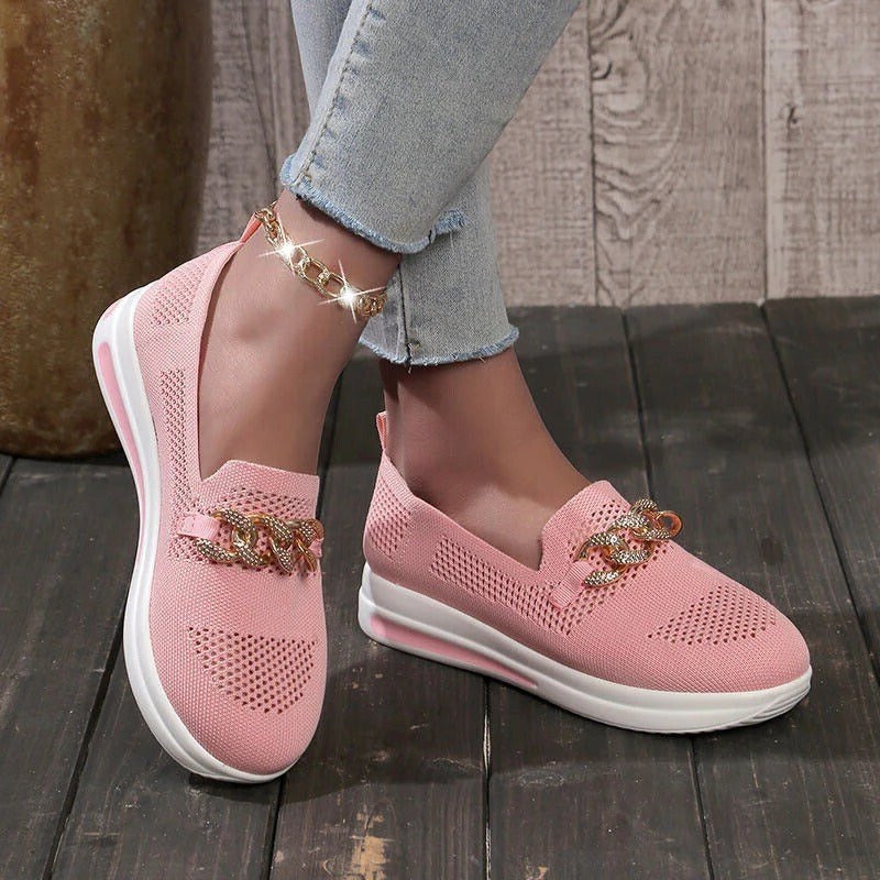 Stella — Bequeme Slip On Sneakers für Damen mit Plateau aus Strick, Das Modehaus Luzern