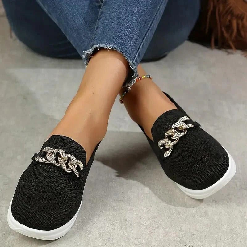 Stella — Bequeme Slip On Sneakers für Damen mit Plateau aus Strick, Das Modehaus Luzern