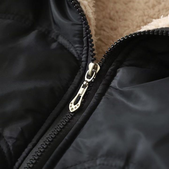 Susanne — Warme kurze gesteppte Winterjacke für Damen mit Teddyfutter, Das Modehaus Luzern