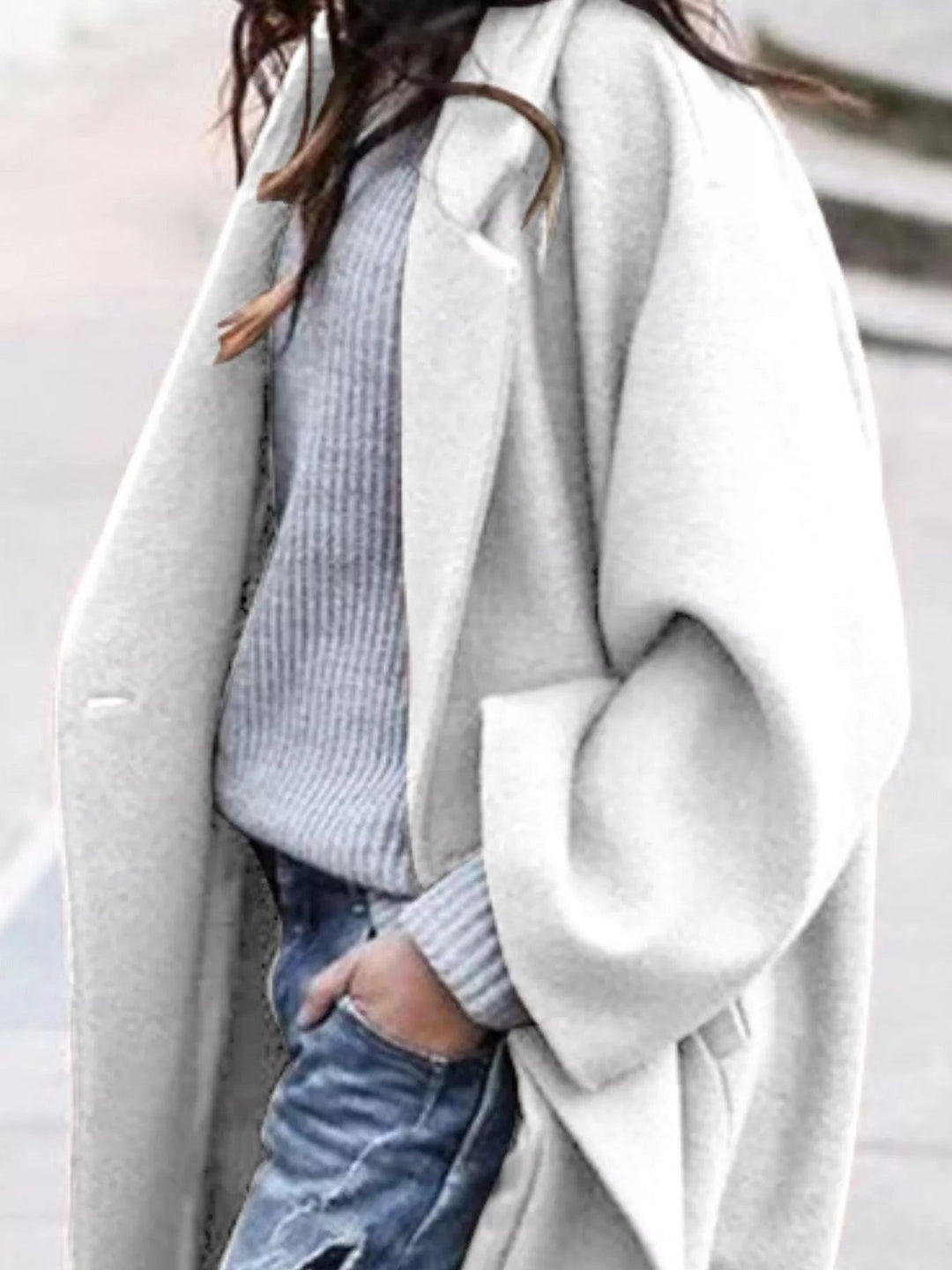 Theresa — Klassischer Oversize Wintermantel aus Wollmischung für Damen, Das Modehaus Luzern