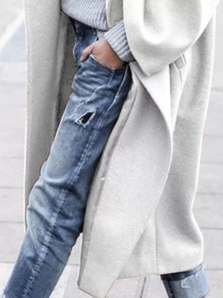 Theresa — Klassischer Oversize Wintermantel aus Wollmischung für Damen, Das Modehaus Luzern