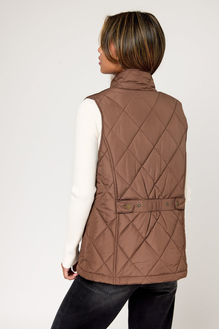 Vanessa — Gestepptes Gilet für Damen mit Rautenmuster und Druckknöpfen, Das Modehaus Luzern