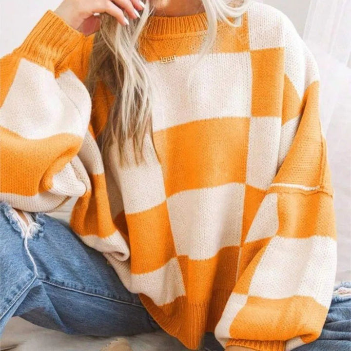 Yara — Weicher weiter Strickpullover für Damen mit Karo-Muster, Das Modehaus Luzern